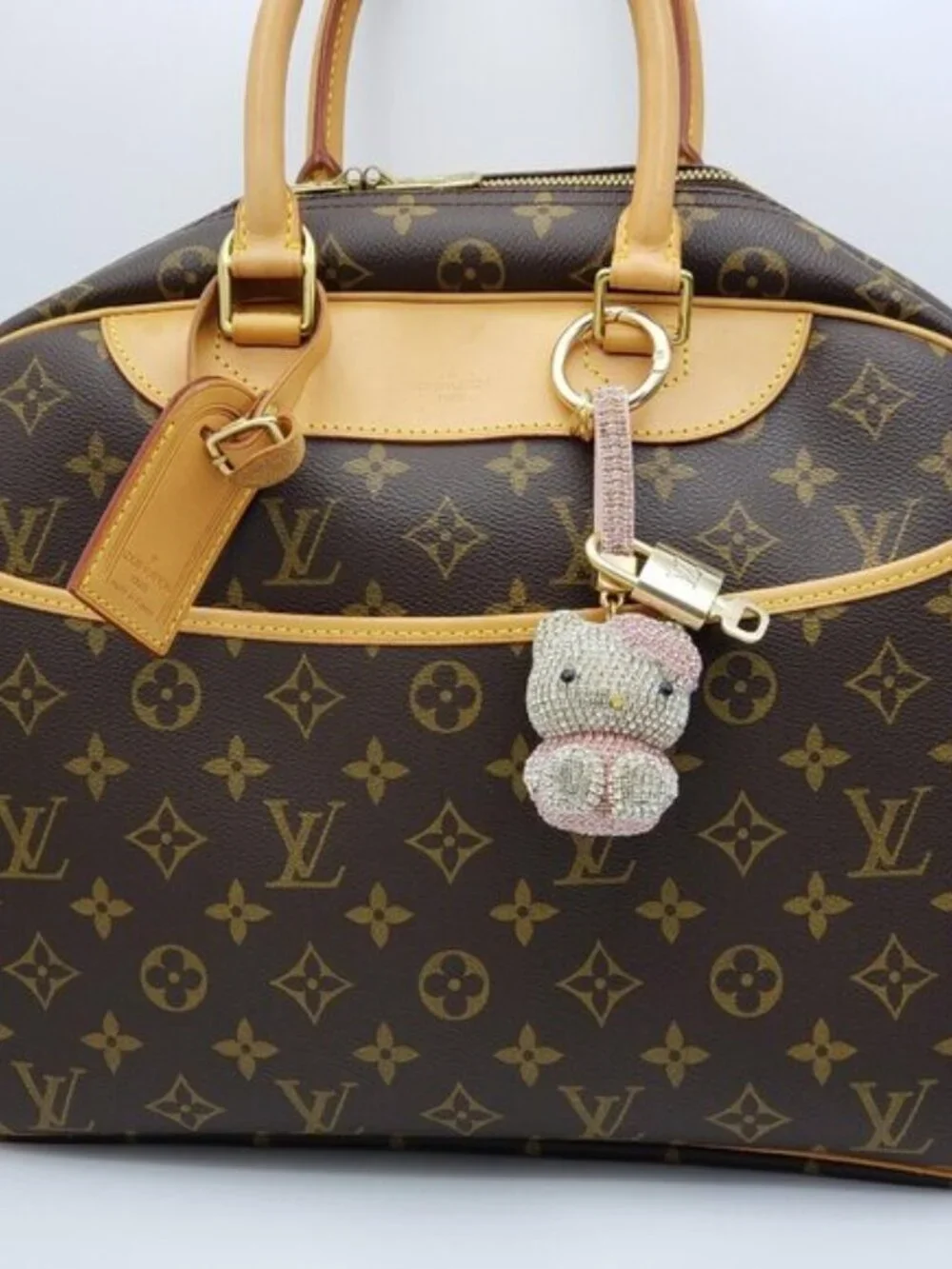 Authentic Louis Vuitton Gold Lock 🔒 Unbranded Hello Kitty Keychain Bag Charm